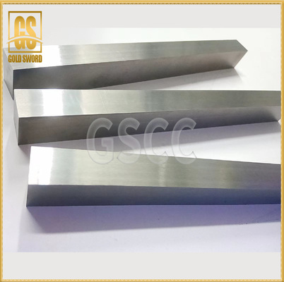 Dải cacbua vonfram màu xám bạc Hệ số giãn nở nhiệt 4,5-5,5 × 10-6 / K
